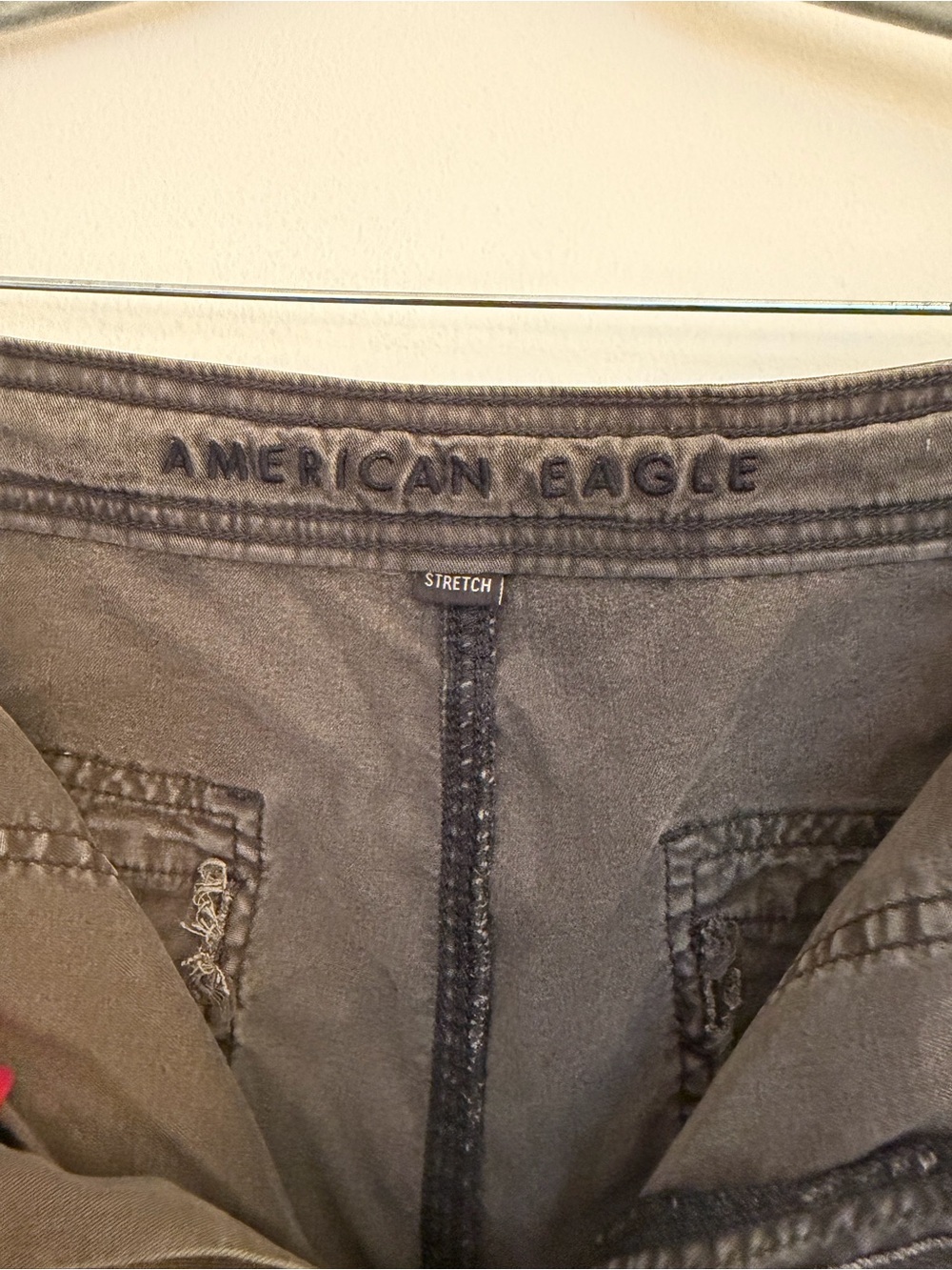 American Eagle Outfitters Women’s Olive Cargo Pants - Picture 3 of 3